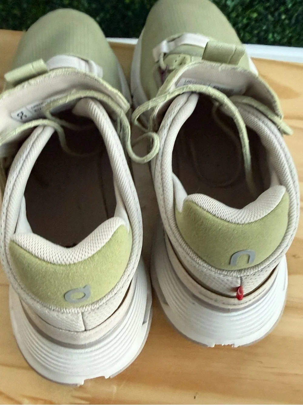 On Cloudnova 2 Men’s 10.5 Caper Desert Sneakers